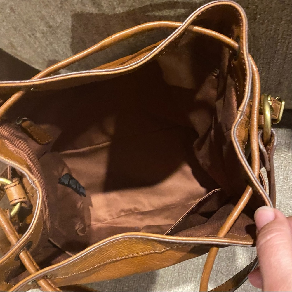 Nwot Fossil Tessa Bucket Drawstring Convertible B… - image 7